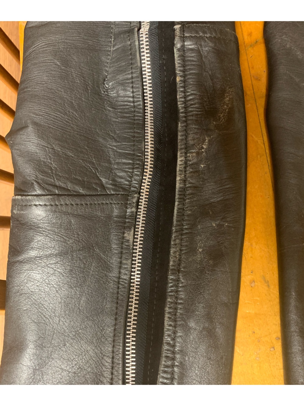 29L Black Leather Women's Chaps - XS/S - Picture 14 of 16